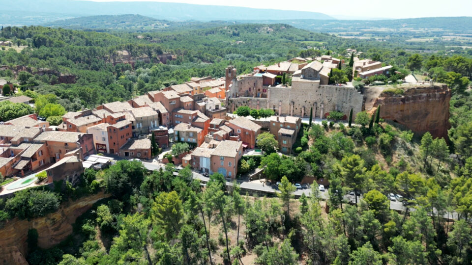 Roussillon. Panorama visto dall'alto.